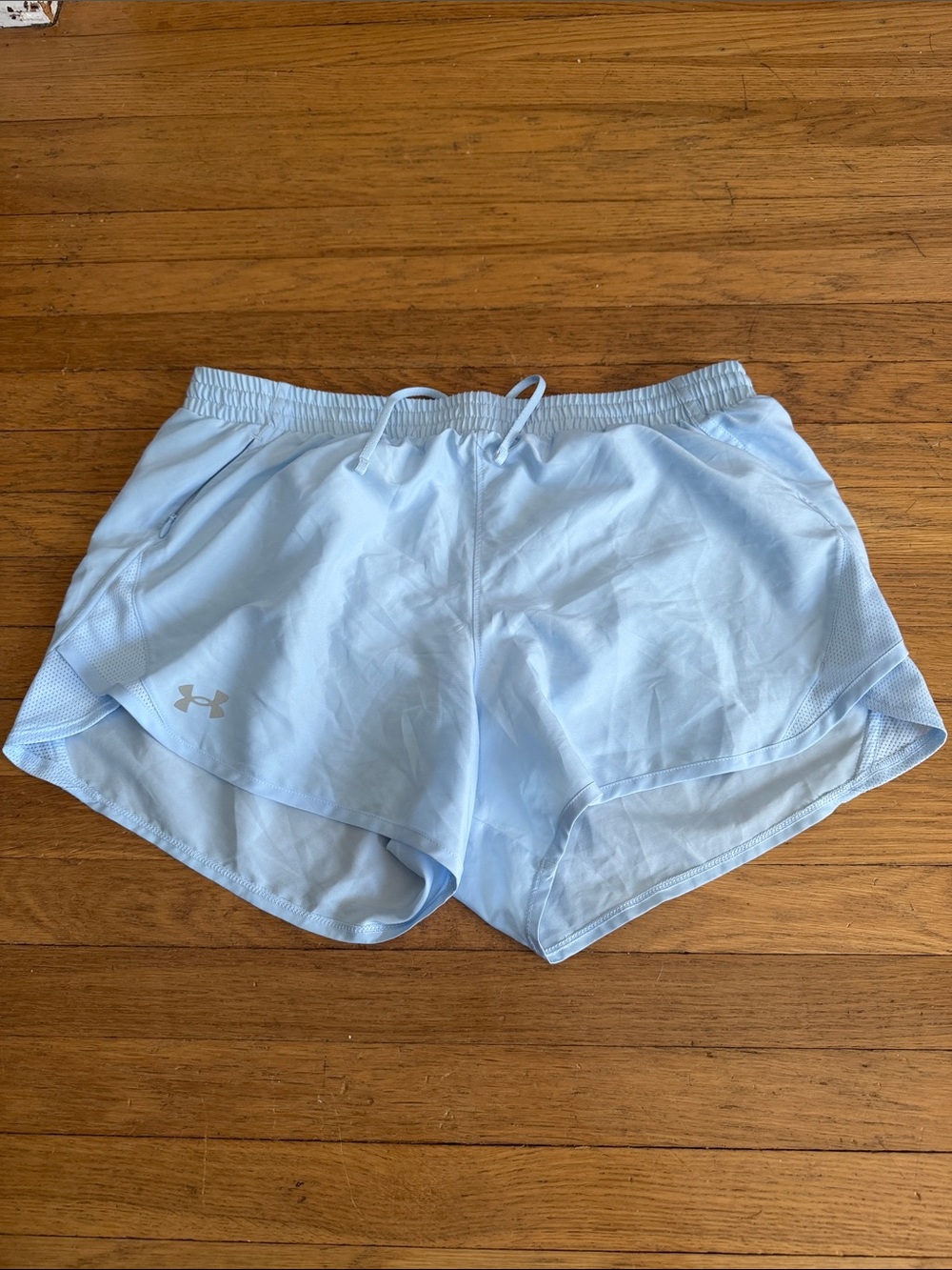 Under Armour Light Blue Women’s Sz L Training Shorts with liner